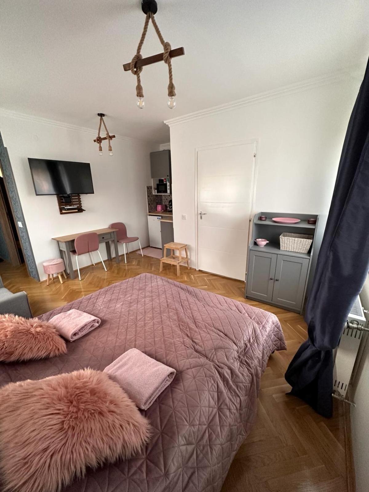 אגרסאלוק Berc Apartman מראה חיצוני תמונה