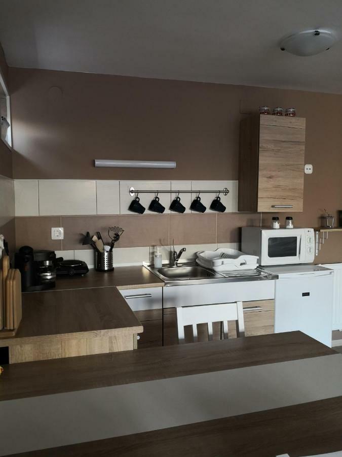 אגרסאלוק Berc Apartman מראה חיצוני תמונה