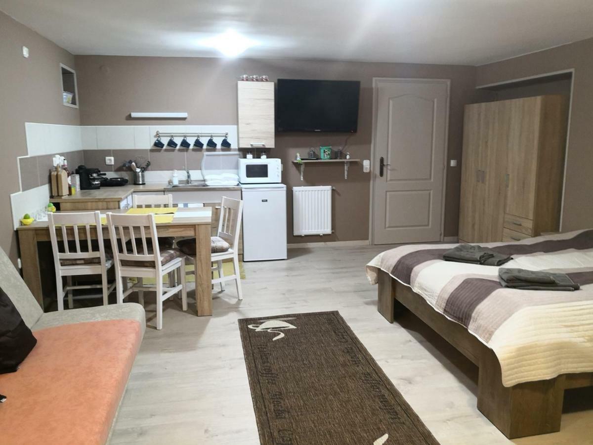 אגרסאלוק Berc Apartman מראה חיצוני תמונה